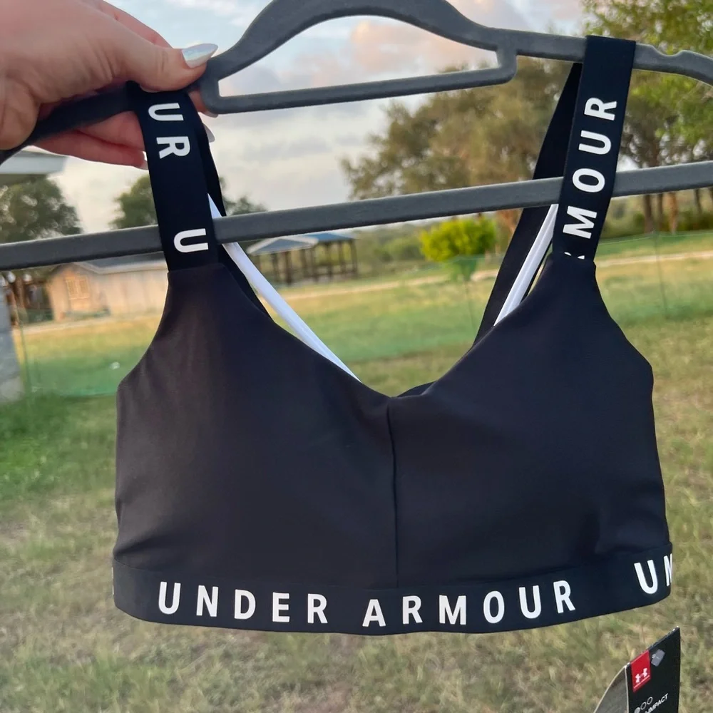Under Armour Black & White Strappy Sports Bra - Picture 2 of 10